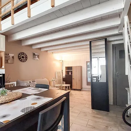 1 Bedroom Stunning In Royan